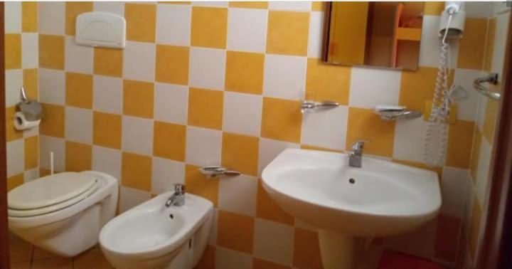 Agriturismo Usurtala Orani Zewnętrze zdjęcie